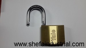 yale padlock 90mm